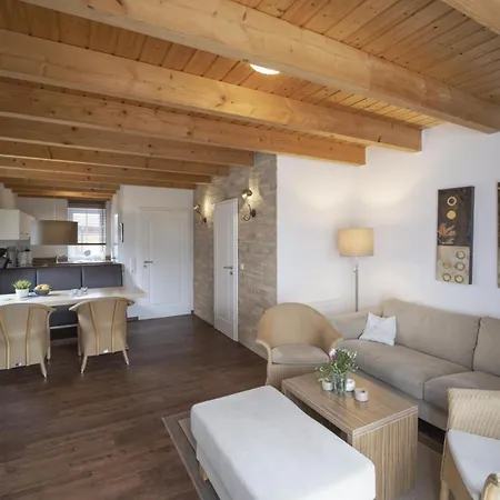 Ferienhaeuser - Urlaub Mit Haustier In Ostfriesland بيت للعطل غريتسيل